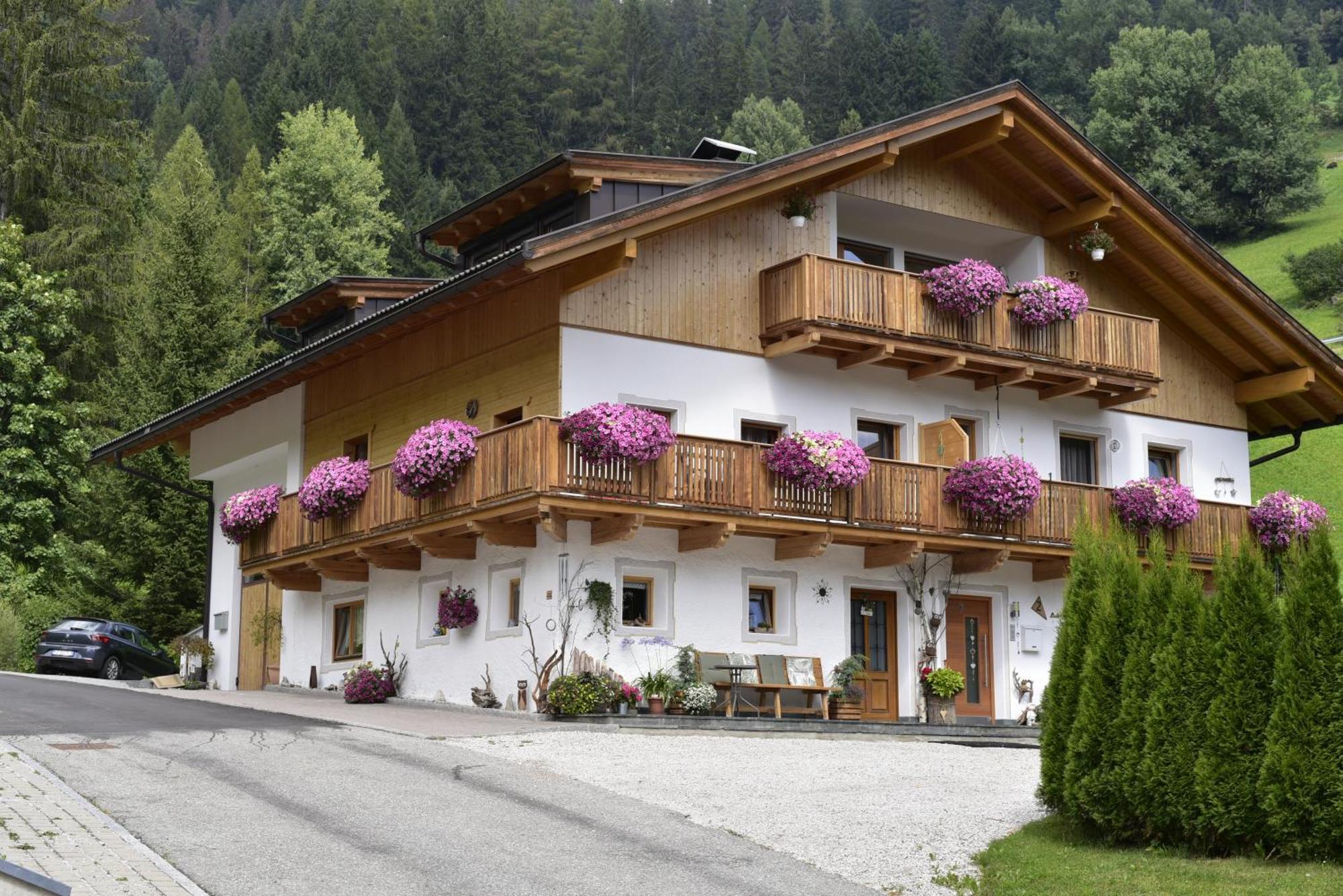 Apartement Schuster Lake Prags Braies Eksteriør bilde